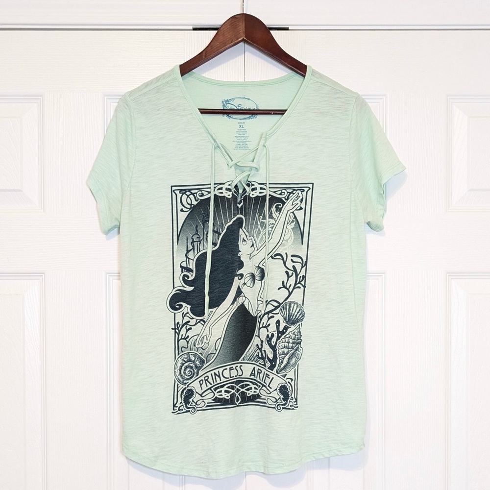 Disney Officially Licensed XL Hot Topic Little Mermaid Ariel Lace Up T-Shirt